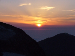 一の越からの夕陽